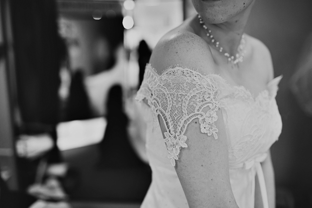 Credits photos - Mamz'elleclic - Mariage Manoir des Templiers - Anneville-Ambourville -La mariee aux pieds nus