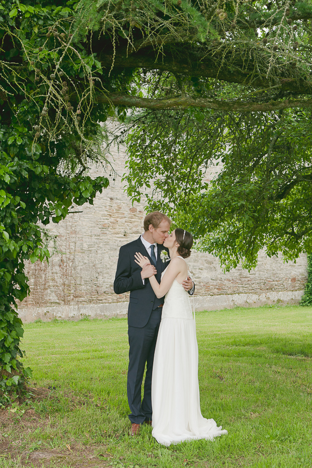 ©Sophie Delaveau - Mariage au Manoir de la Queue du Renard - MiY Made in You - La mariee aux pieds nus