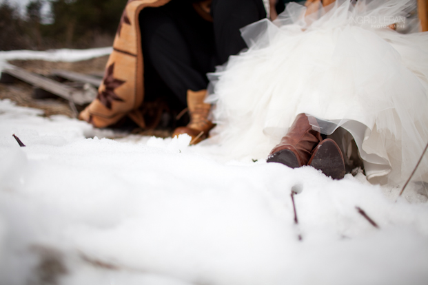 ©Ingrid Lepan Photographe - seance apres le mariage a la montagne - La mariee aux pieds nus -22