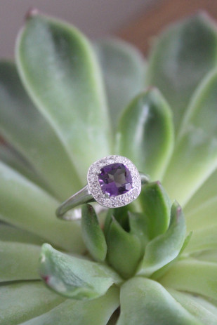 ©La mariee aux pieds nus - Choisir sa bague de fiancailles - Gemmyo