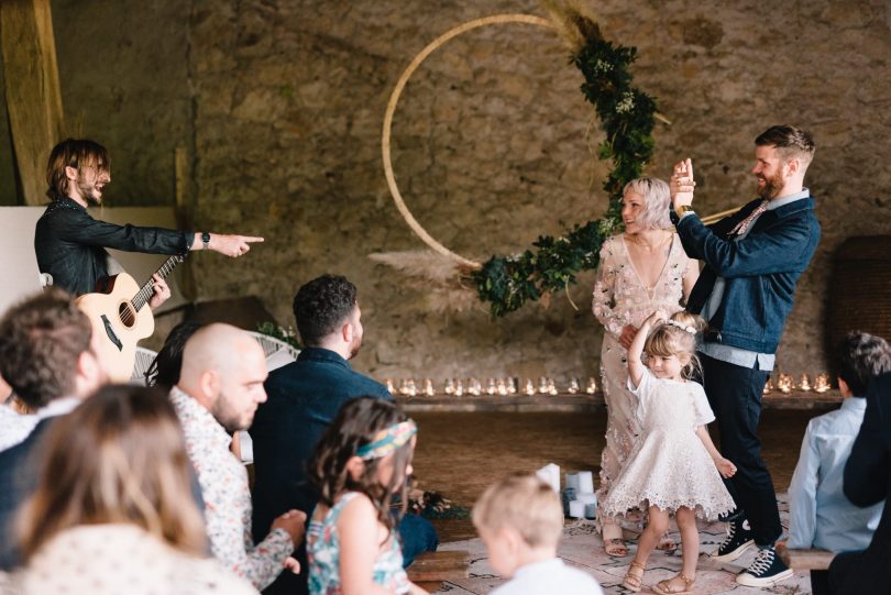 Un mariage rock et décontracté en Dordogne - Photographe : Chloé Lapeyssonnie - Blog mariage : La mariée aux pieds nus