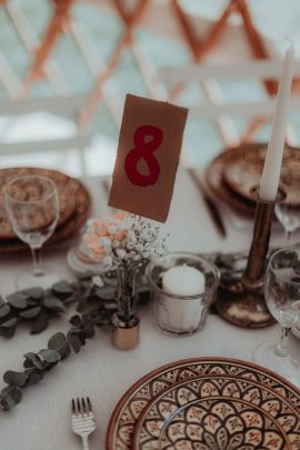 Un mariage sous une yourte au Château de Montigny en Eure-et-Loir - Photos : Moorise Photography - Blog mariage : La mariée aux pieds nus