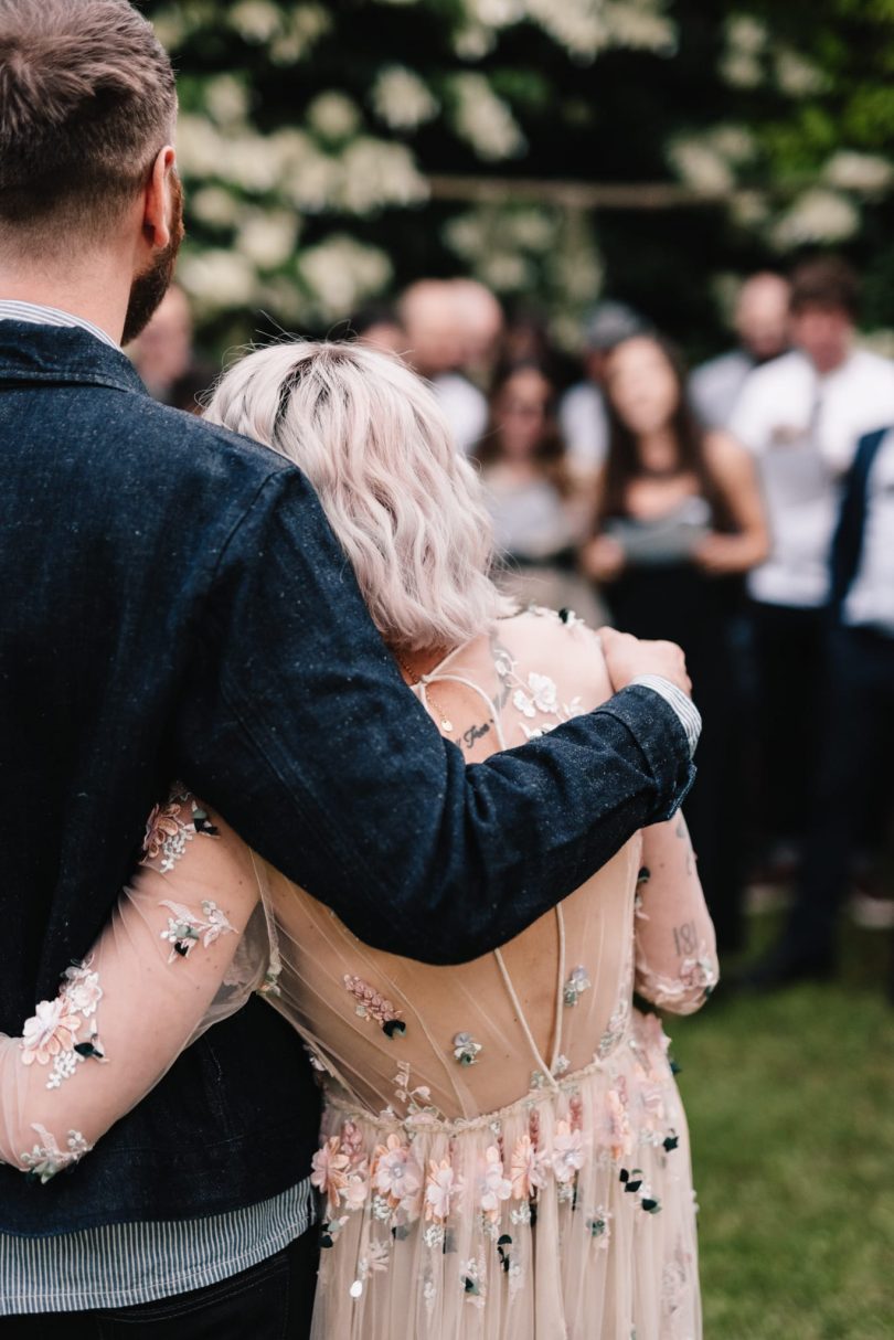 Un mariage rock et décontracté en Dordogne - Photographe : Chloé Lapeyssonnie - Blog mariage : La mariée aux pieds nus