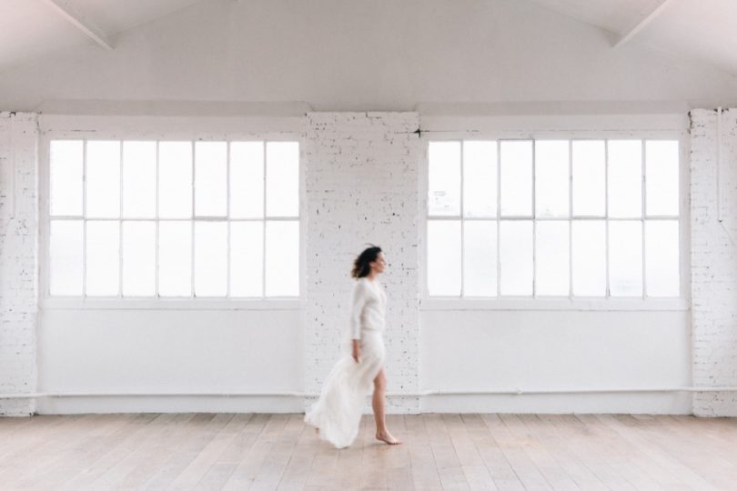 Nessa Buonomo - La mariée aux pieds nus - Photo : Chloé Lapeyssonnie