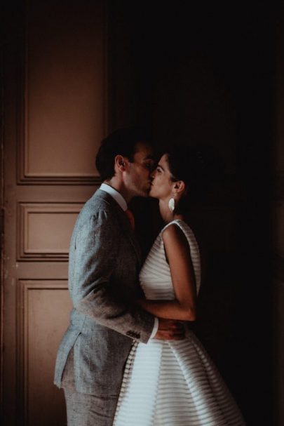 Un mariage sous une yourte au Château de Montigny en Eure-et-Loir - Photos : Moorise Photography - Blog mariage : La mariée aux pieds nus