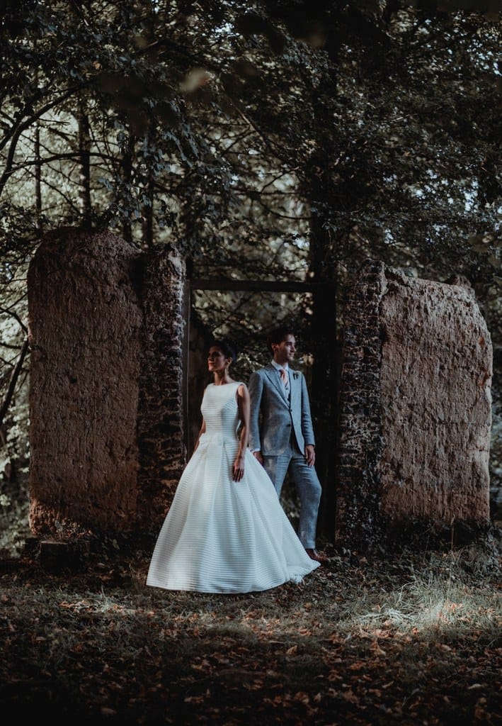 Un mariage sous une yourte au Château de Montigny en Eure-et-Loir - Photos : Moorise Photography - Blog mariage : La mariée aux pieds nus