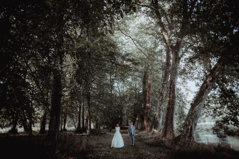 Un mariage sous une yourte au Château de Montigny en Eure-et-Loir - Photos : Moorise Photography - Blog mariage : La mariée aux pieds nus