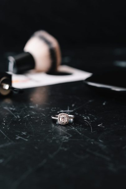 Leila Buecher - Joaillerie contemporaine et audacieuse - Mariage - Photos : Chloé Lapeyssonnie - Blog : La mariée aux pieds nus