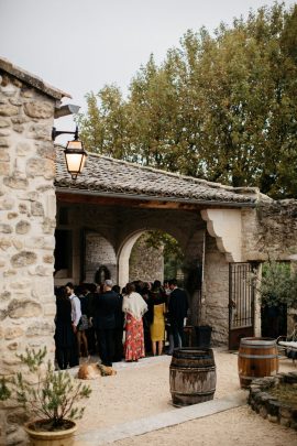 Un mariage en musique aux Domaines de Patras à Solérieux en Provence - Photos : Yann Audic - Lifestories Wedding - Blog mariage : La mariée aux pieds nus