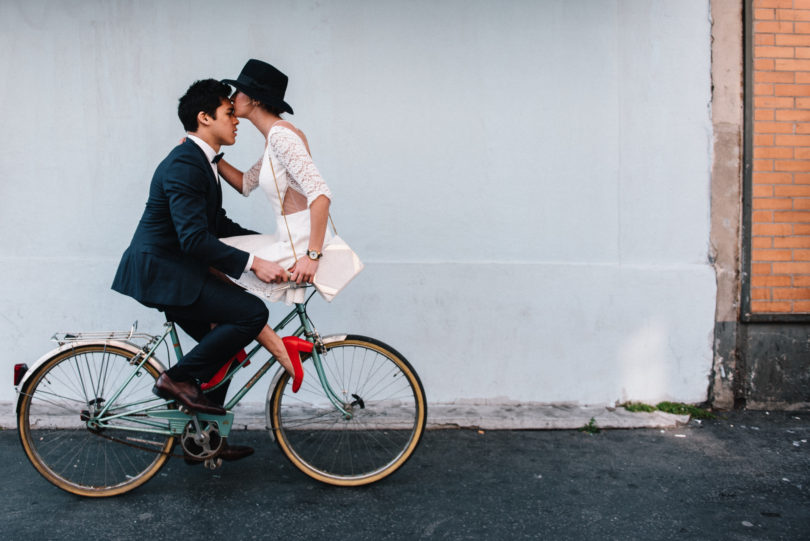 Robe mariée civile par Mademoiselle de Guise - A découvrir sur le blog mariage www.lamarieeauxpiedsnus.com - Photos : Chloé Lapeyssonnie