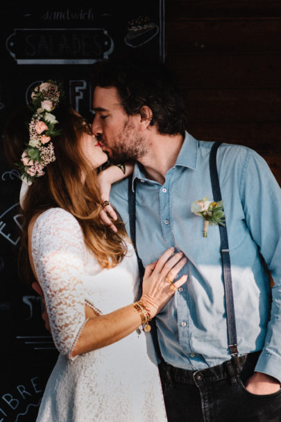 Robe mariée civile par Mademoiselle de Guise - A découvrir sur le blog mariage www.lamarieeauxpiedsnus.com - Photos : Chloé Lapeyssonnie