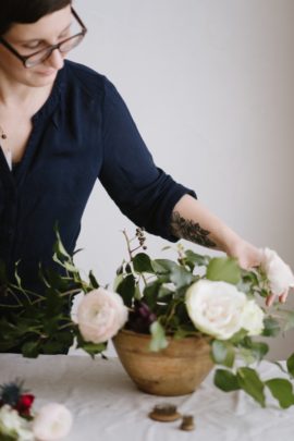 Chloe Lapeyssonnie - DiY - Un centre de table carmin esprit jardin - La mariee aux pieds nus