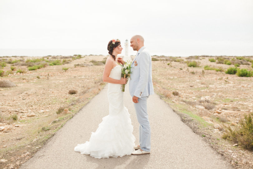 Alex Tome - Un mariage à Formentera - La mariée aux pieds nus