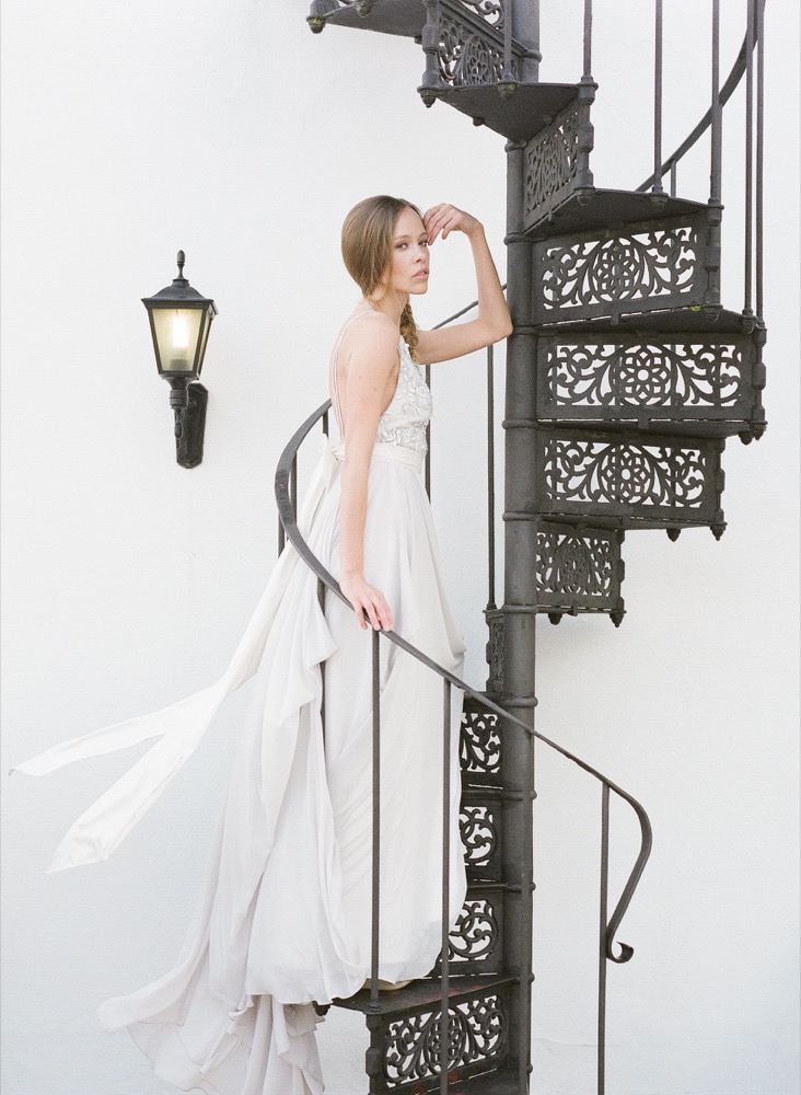Truvelle - Robes de mariee - Collection 2016 - Sur La mariée aux pieds nus - Photos : Blush Wedding Photography