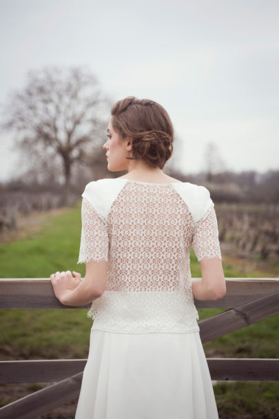 Aurélia Hoang - Robes de mariée - collection 2017 - A découvrir sur le blog mariage www.lamarieeauxpiedsnus.com - Photos : AL&KPhotography