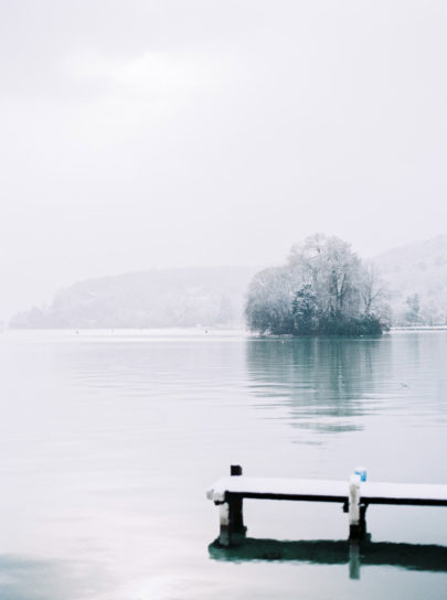 Blanccoco Photographe - Annecy sous la neige - Bonnes adresses - La mariee aux pieds nus