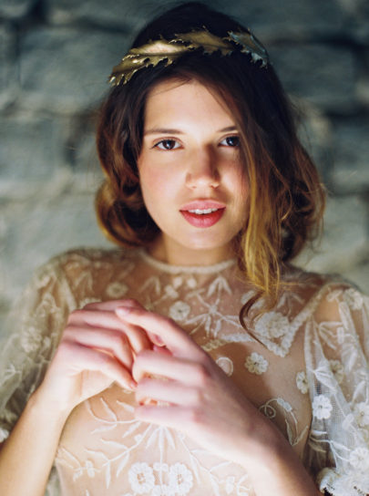Melinda Rose design - Accessoires de mariée - Photo : Erich McVey - La mariée aux pieds nus