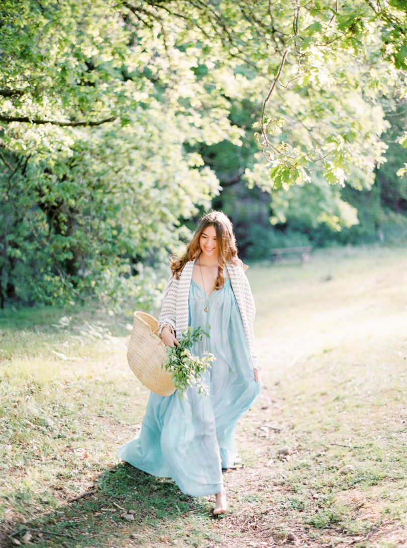 Une mariée en bleu - Shooting éditorial - La mariée aux pieds nus - Photographie et Stylisme : Brancoprata