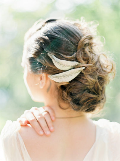 Un mariage en vert et blanc inspiré par la nature - Shooting éditorial - La mariée aux pieds nus - Photographie et Stylisme : Brancoprata