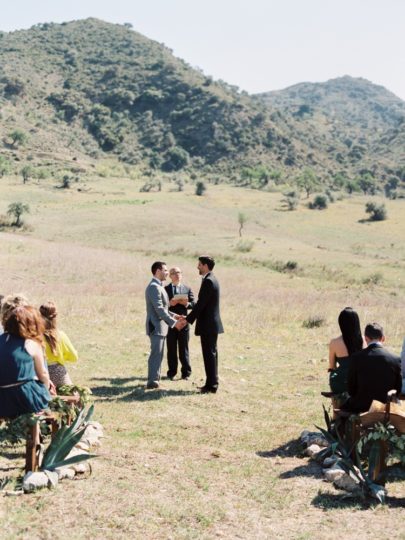 Joseba Sandoval - Un mariage sur le theme des succulentes en Andalousie - La mariée aux pieds nus
