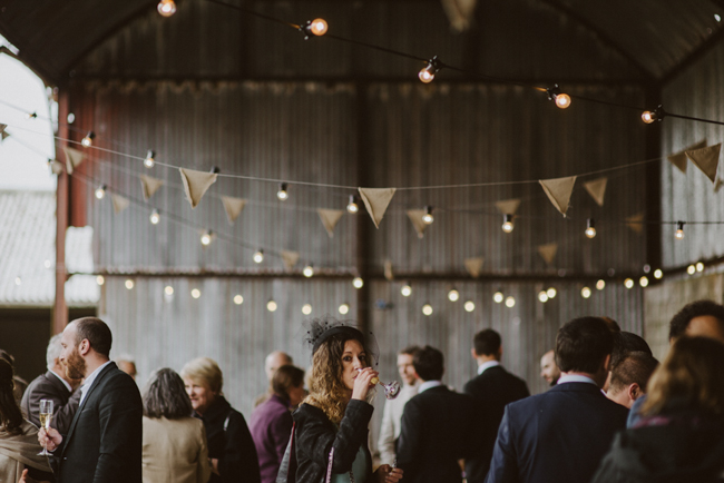 Un mariage en Ecosse - Kitchener Photography - La mariée aux pieds nus