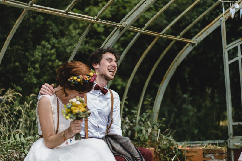 Un mariage joyeux, simple et coloré à découvrir sur le blog mariage www.lamarieeauxpiedsnuis - Photos : Willy Brousse