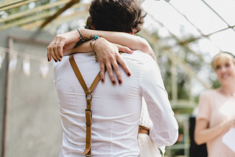 Un mariage joyeux, simple et coloré à découvrir sur le blog mariage www.lamarieeauxpiedsnuis - Photos : Willy Brousse