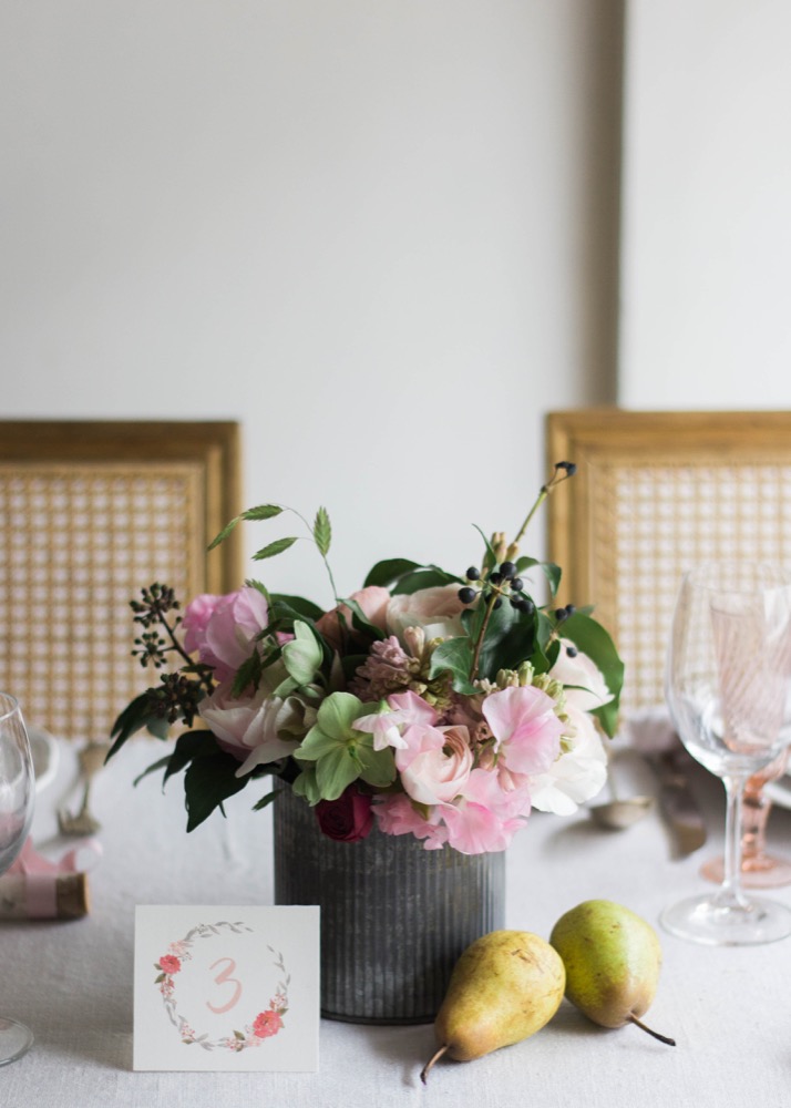 Quel bouquet de fleurs choisir pour ses centres de table - La mariee aux pieds nus