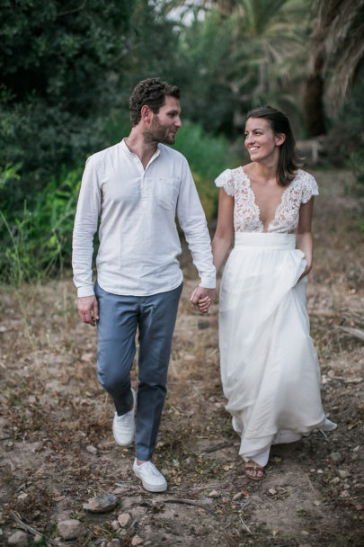 Un mariage à Taroudant au Maroc - La mariée aux pieds nus - Photo : Lifestories Wedding - Yann Audic