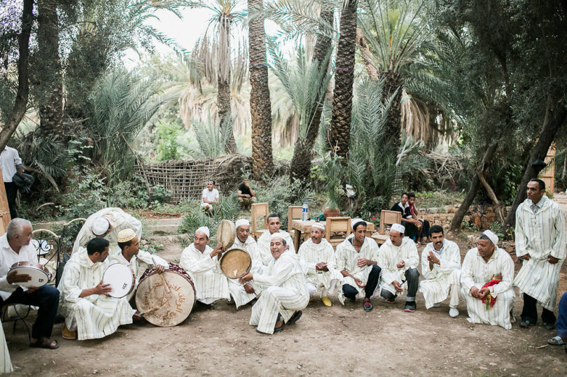 Un mariage à Taroudant au Maroc - La mariée aux pieds nus - Photo : Lifestories Wedding - Yann Audic