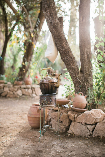 Un mariage à Taroudant au Maroc - La mariée aux pieds nus - Photo : Lifestories Wedding - Yann Audic