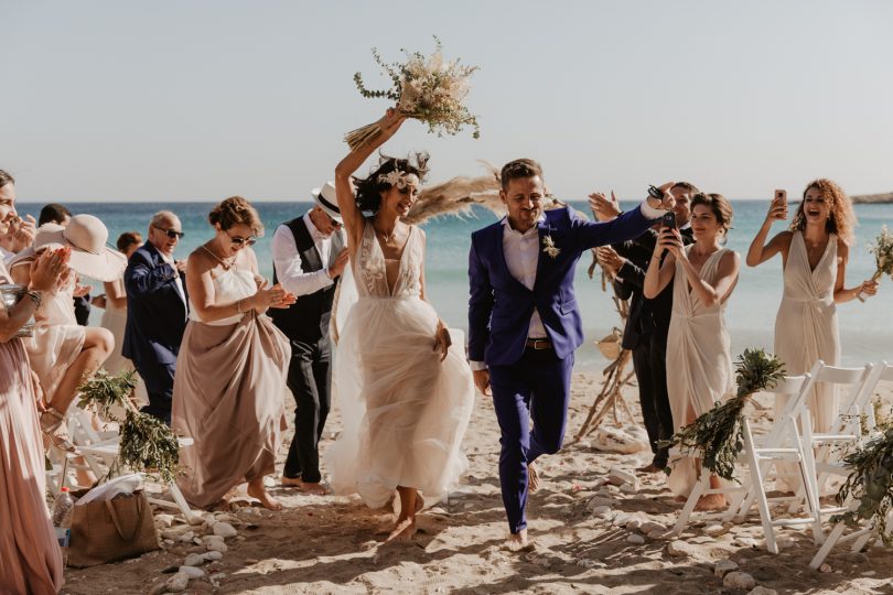 Un mariage sur l'île grecque de Paros - Photos : Alchemia Weddings - Blog mariage : La mariée aux pieds nus