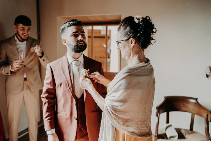 Un mariage terracotta en Bourgogne - Photos : The Quirky - Blog mariage : La mariée aux pieds nus.