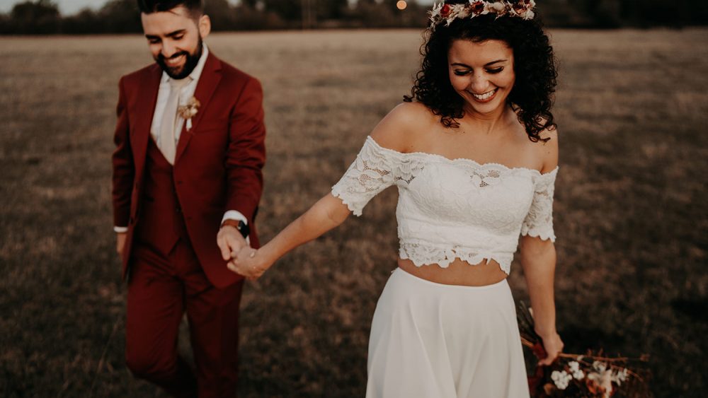 Un mariage terracotta en Bourgogne - Photos : The Quirky - Blog mariage : La mariée aux pieds nus.