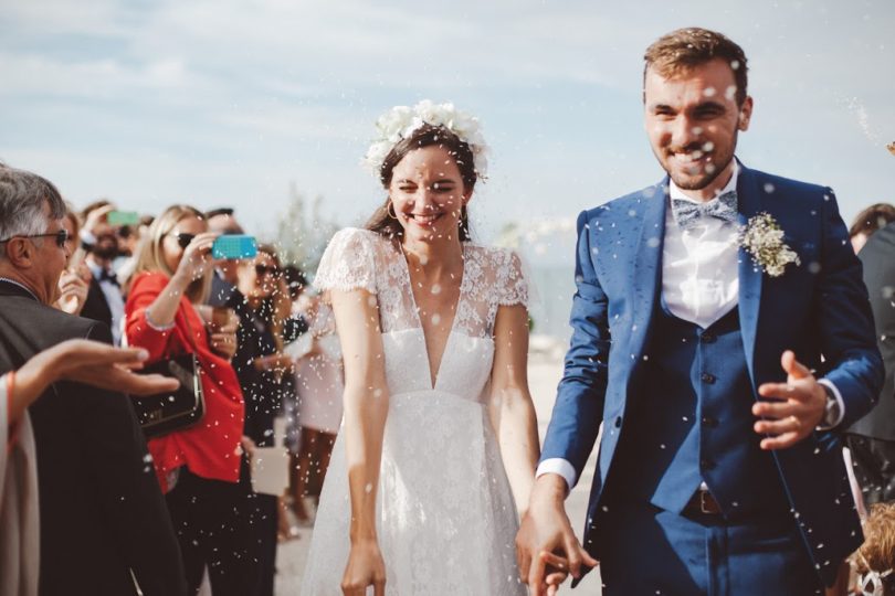 Un mariage en blanc à l'île de Ré - A découvrir sur le blog mariage www.lamarieeauxpiedsnus.com - Photos : Wild Sparrow