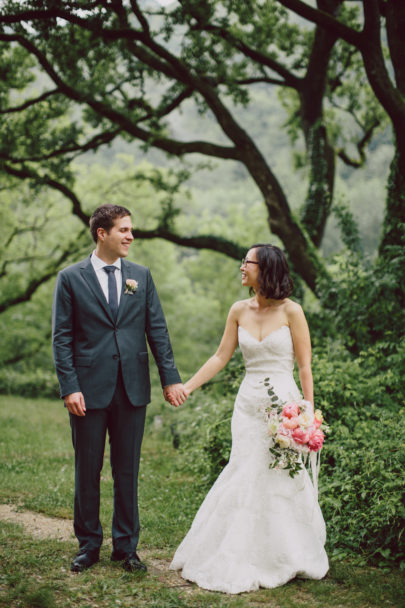 Un mariage sous la pluie près de Nice - Pinewood Weddings - La mariée aux pieds nus