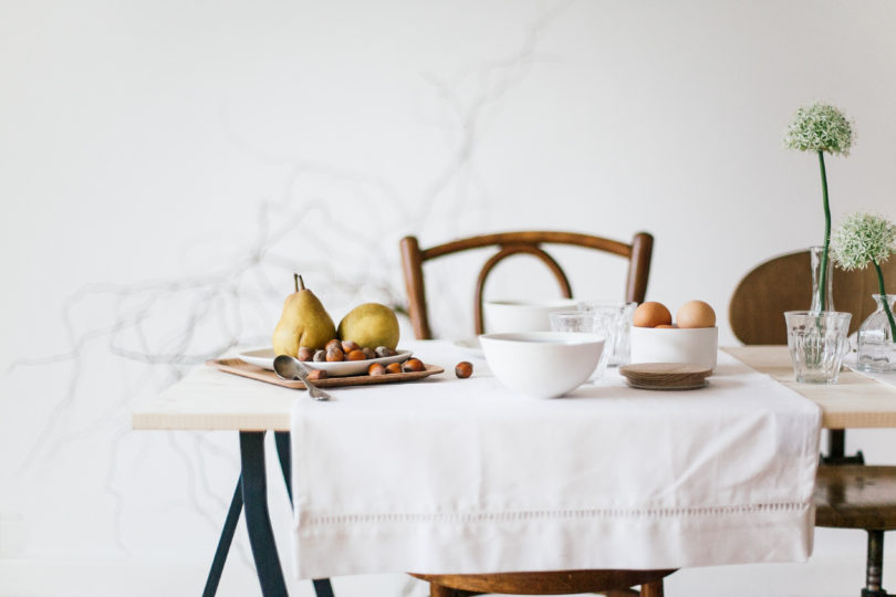 Petit déjeuner en blanc - La mariée aux pieds nus - Studuo