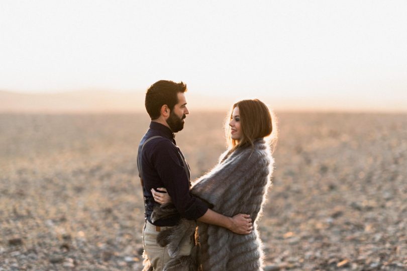 Un mariage bohème dans le désert marocain - Shooting inspiration - A découvrir sur le blog mariage La mariée aux pieds nus - Photos : Julien Navarre