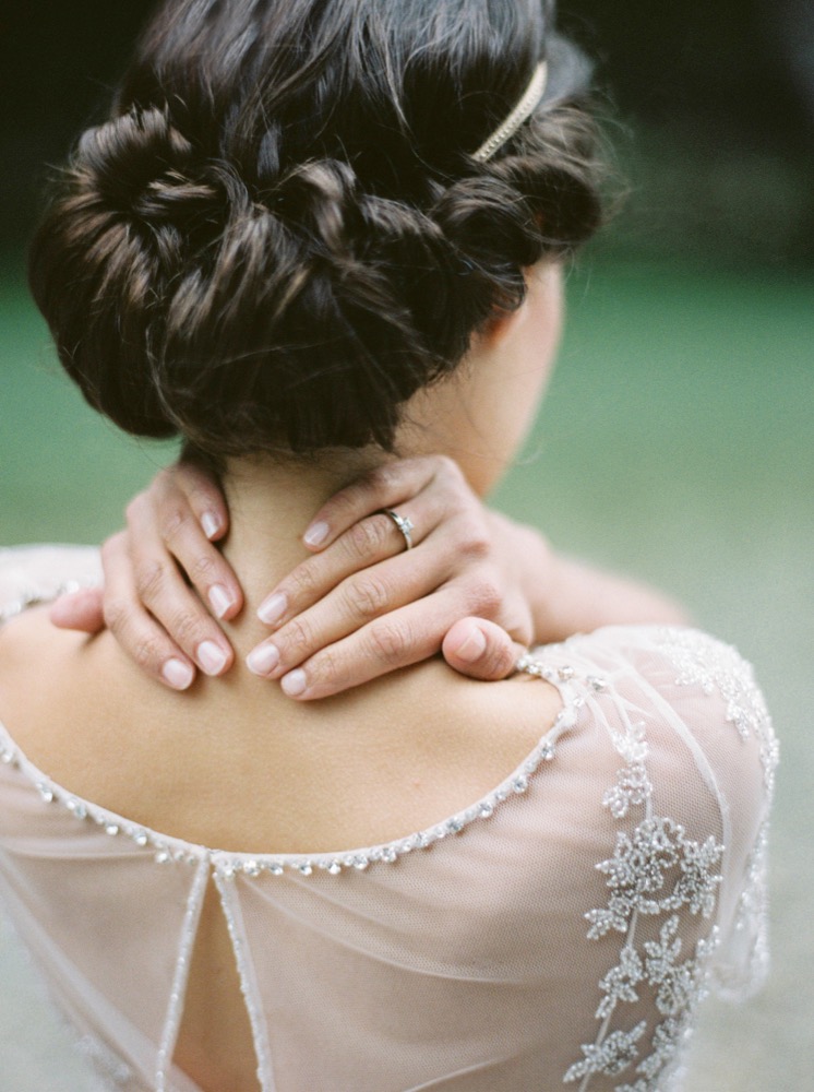 Melanie Nedelko - Un mariage inspiré par un poeme de Shakespeare - La mariée aux pieds nus