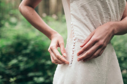 Vanda Outh - Robes de mariée - Collection 2016 - Photo : Neupap Photography - La mariée aux pieds nus