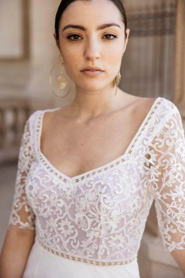 Adélie Métayer - Robes de mariée - Collection 2023 - Photos : Lifestories Wedding - Blog mariage : La mariée aux pieds nus