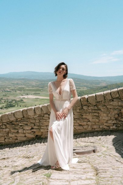 Adélie Métayer - Robes de mariée - Collection 2022 - Photographe : Jessica ruscoe - Blog mariage : La mariée aux pieds nus