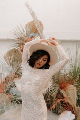 Alma Real - Robes de mariée - Collection 2021 - Photos : The Quirky - Blog mariage : La mariée aux pieds nus