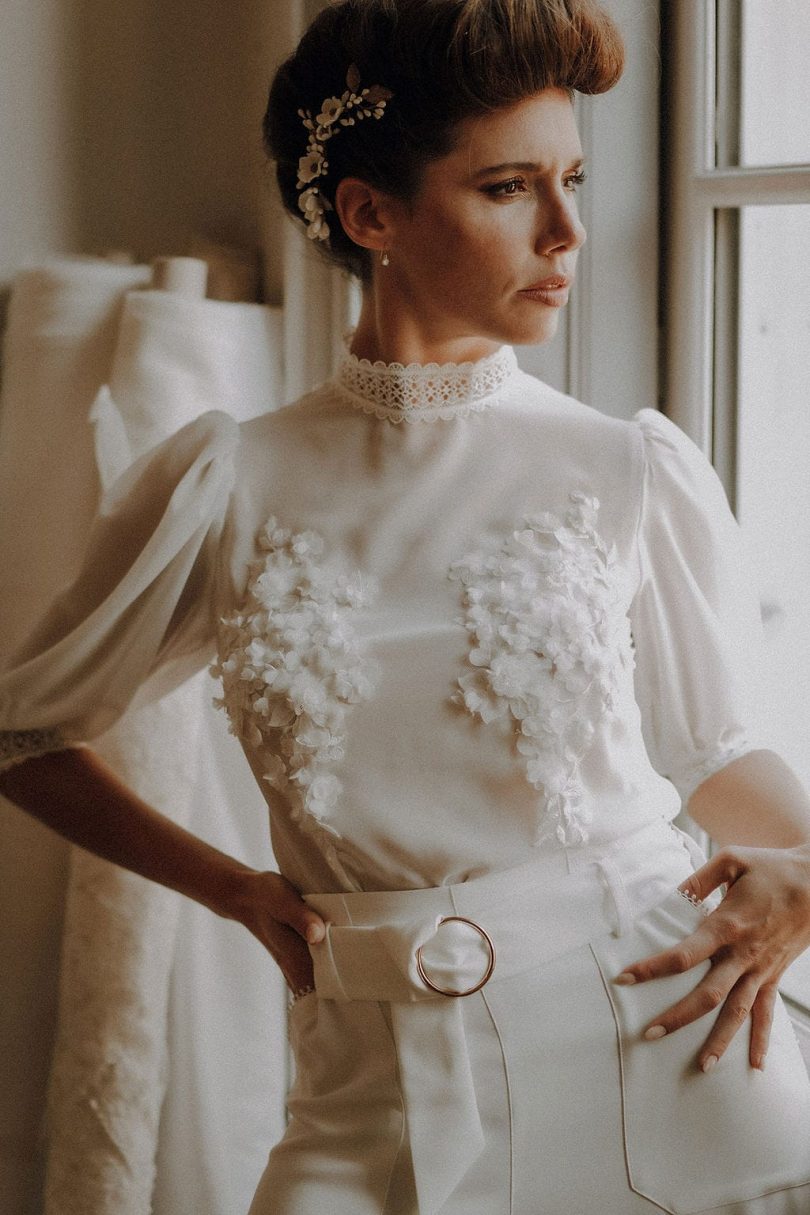 Atelier 2B - Robes de mariée - Collection 2023 - Photos : Céline Zed - Blog mariage : La mariée aux pieds nus