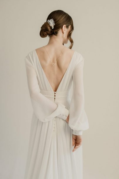 Atelier Lilac - Accessoires de mariée - Collection 2024 - Blog mariage : La mariée aux pieds nus
