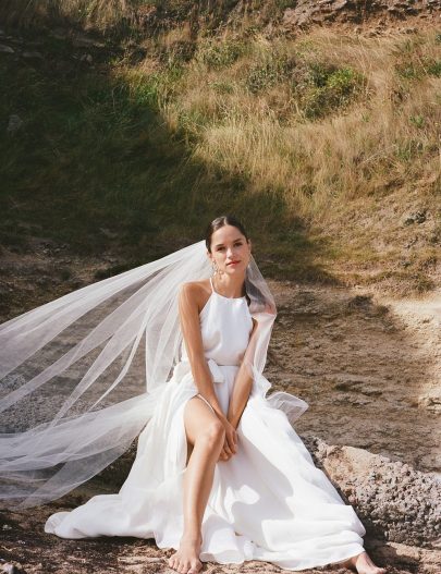 Azeline - Robes de mariée - Collection 2023 - Photos : Mélody Roux Dufort - Blog mariage : La mariée aux pieds nus