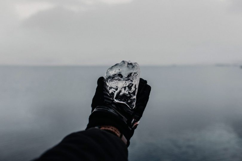 Organiser son voyage de noces en Islande avec Guide to Iceland - Photos : Baptiste Hauville - Blog mariage : La mariée aux pieds nus