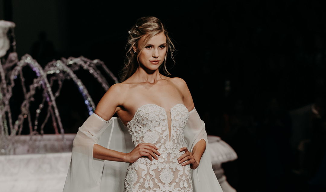 Pronovias - Collection 2018 - Barcelona Bridal Week - La mariée aux pieds nus - Photos : The Quirky