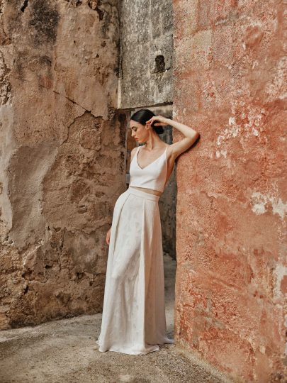 Camille Marguet - Robes de mariée - Collection 2022 - Photos : Fabien Courmont - Blog mariage : La mariée aux pieds nus