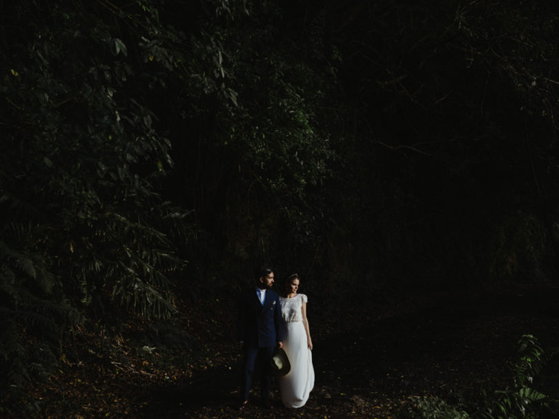 Un mariage végétal à La Réunion - A découvrir sur le blog mariage www.lamarieeauxpiedsnus.com - Photos : Capyture